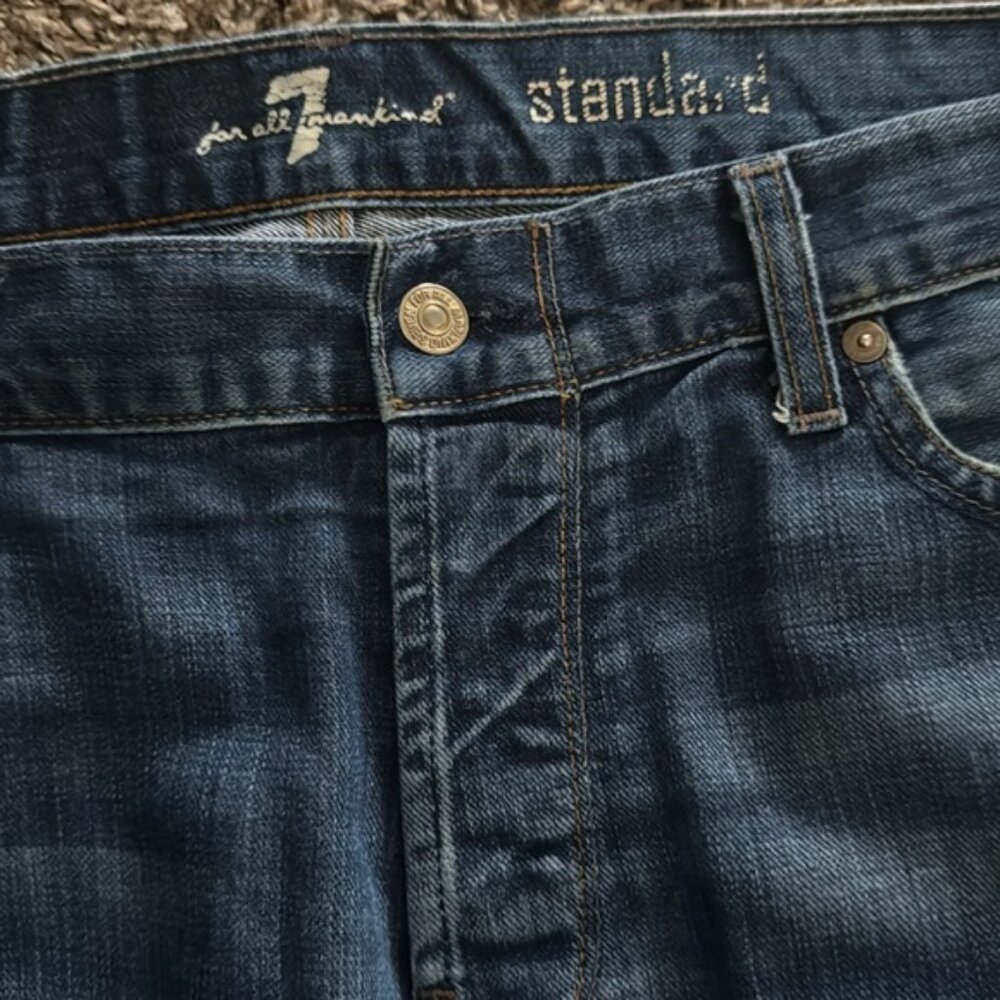 7 For All Mankind 38 x 32 Medium Wash Standard Jeans - Picture 4 of 13